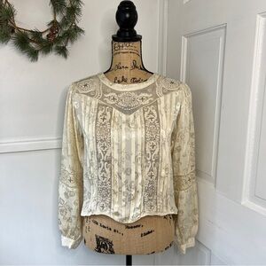 Vintage Ivory Victorian Floral Embossed Brocade Jacquard Bishop Sleeve Blouse